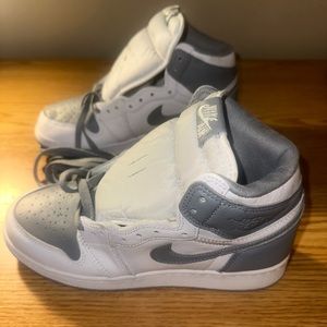 Air Jordan 1 Retro High OG GS Stealth
